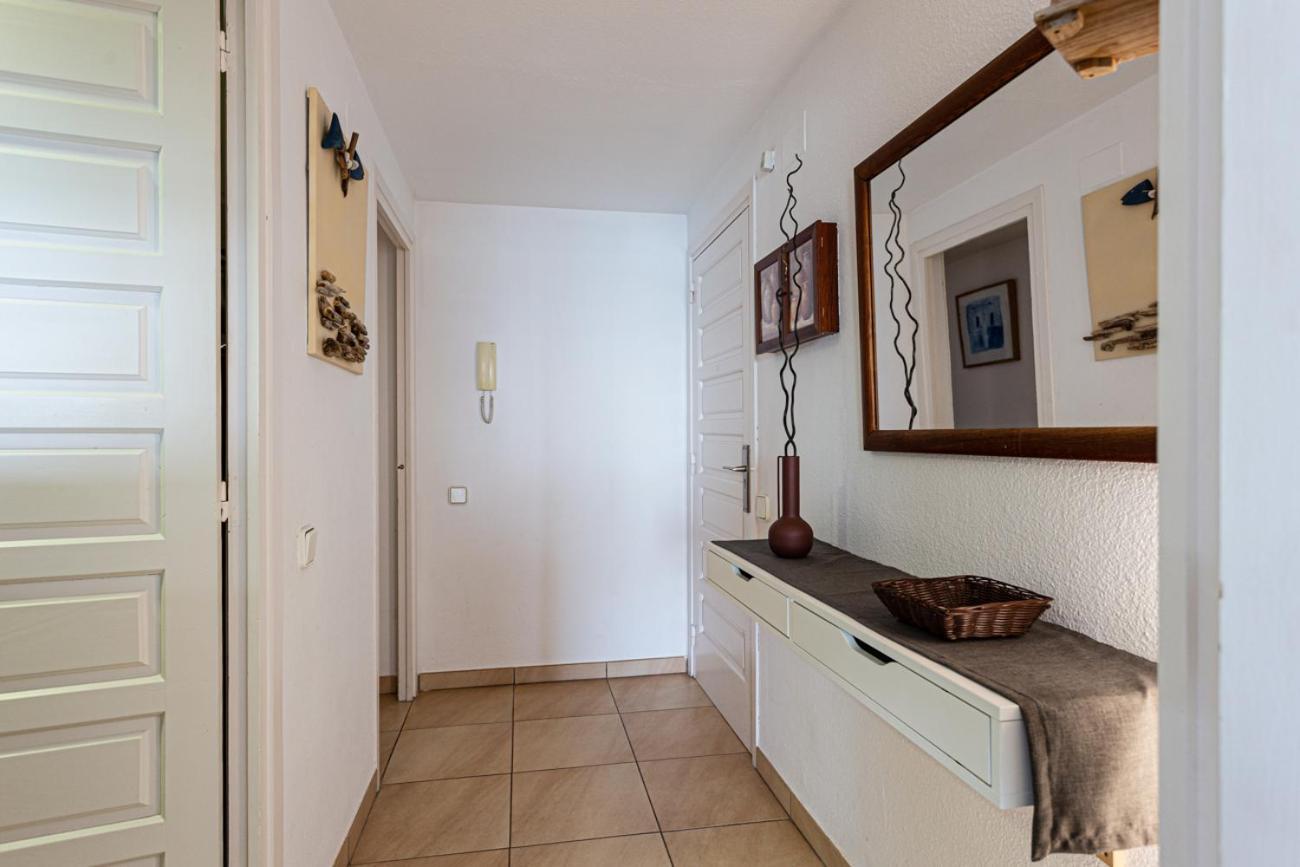 Inmueble De Categoria. Wifi Free Apartment L'Escala Exterior photo